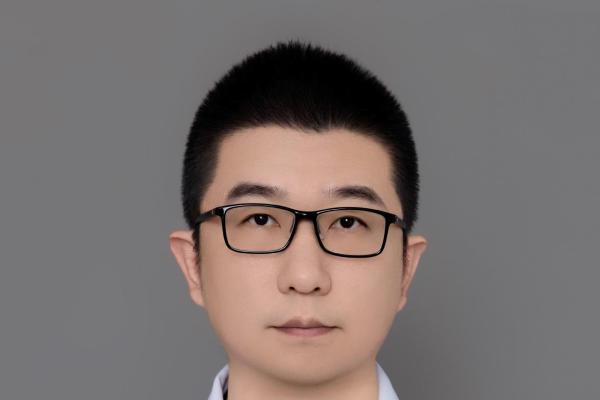 微创再突破！北京安贞医院完成北京市首例蛇形臂单孔机器人经肋间肺叶切除术 