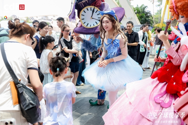 五一消费热力十足 中免全球悦享季点燃海南免税热潮 