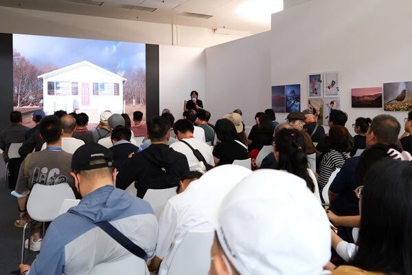 富士胶片数码影像亮相P&E 2026 以用户为中心打造多维影像体验场 