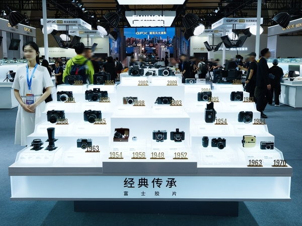 富士胶片数码影像亮相P&E 2026 以用户为中心打造多维影像体验场 