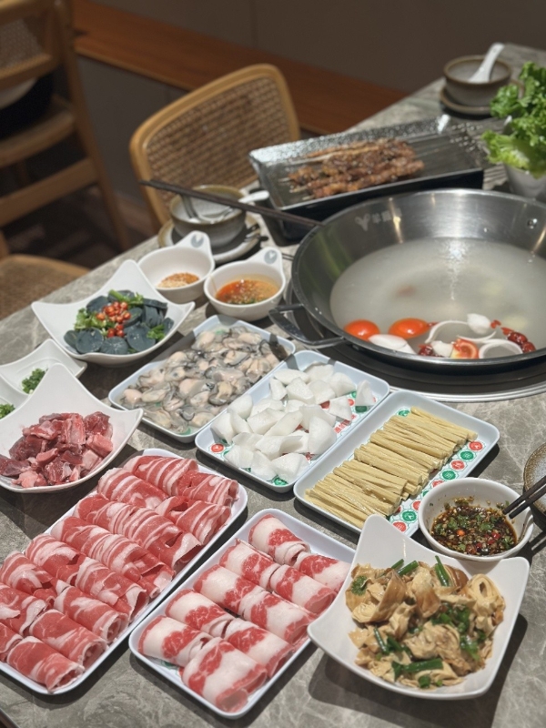 山海融草原鲜味，羊振富擦亮闽味火锅名片 