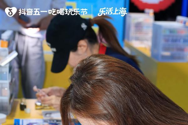 这个五一该省省该花花，抖音生活服务「五一吃喝玩乐节」圆满收官 
