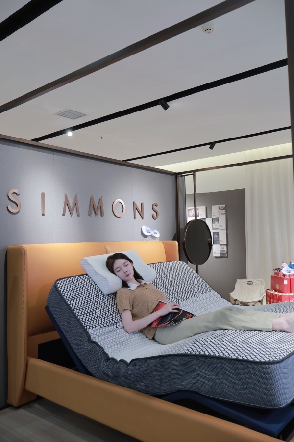 泉城入梦 美眠无界丨Simmons®席梦思以场景美学诠释「源梦奇际」睡眠新境 