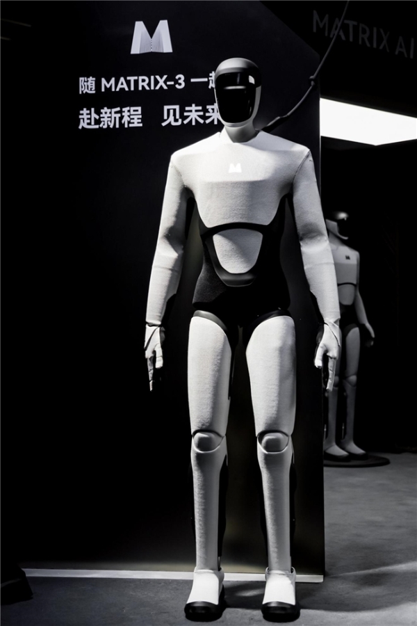 抢占万亿市场！矩阵超智 MATRIX-3 领跑物理 AGI 商业化 