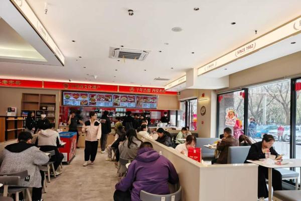 袁记肉夹馍八店同启引爆西北 五一业绩全线飘红彰显品牌硬实力 