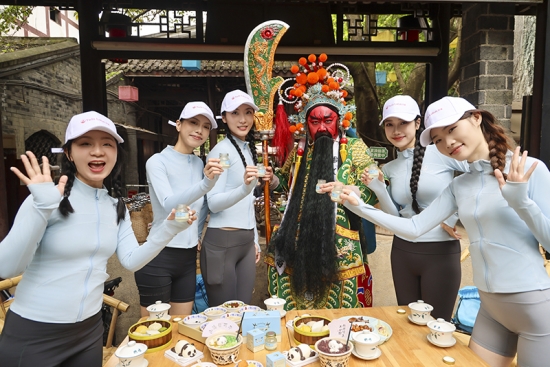 自然滋养为运动赋能:泰国双莲Twin Lotus助力成都自行车赛 