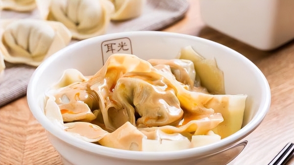 上海传奇小吃“耳光馄饨”易主，神秘新东家浮出水面 