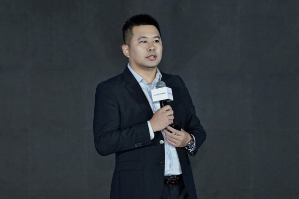 AI时代的企业进化——智企，超聚变探索者大会2026在郑举行 