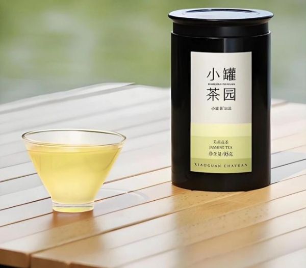 作为小罐茶首家引入的营销咨询公司，定类咨询具体为小罐茶做了哪些关键决策？