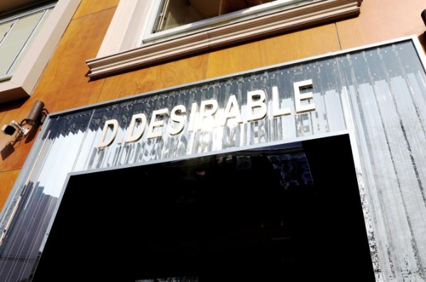 王鹤棣主理潮牌首登线上！5月21日天猫D.DESIRABLE官方旗舰店盛大开业！ 