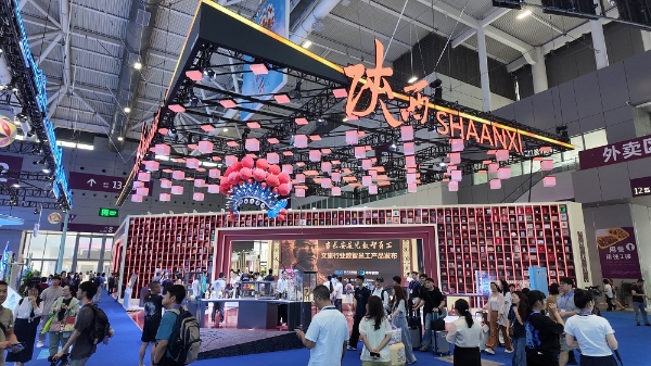 就此，重塑文旅 陕文投联合夸夸菁领发布全国首个「文旅数智员工生态矩阵」