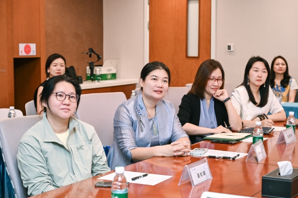 笃行主动健康，护航科创巾帼 | 广州市湾区新经济女科创家协会联合广州泰和肿瘤医院举办女性健康公益活动 