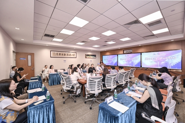 笃行主动健康，护航科创巾帼 | 广州市湾区新经济女科创家协会联合广州泰和肿瘤医院举办女性健康公益活动 