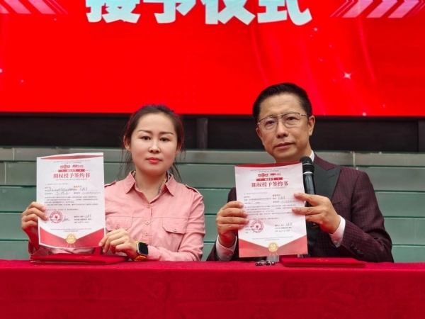 【李阳疯狂英语 | 疯狂伴习】真实体验 铸就英语高分蜕变