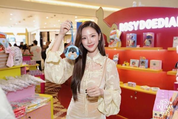 承载人宠共生新锐理念，ROSYDOEDIAN 首次亮相东南亚市场