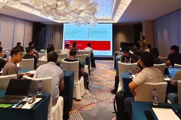 开源鸿蒙社区底座共建研讨会成功举办 多方协同共筑开源鸿蒙生态底座 