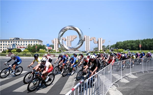 2026年中国公路自行车联赛（沈阳·康平站）圆满落幕 