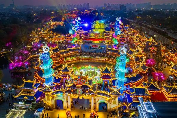 三年GMV猛涨15倍，酒旅商家凭什么在抖音找到确定性增长？ 