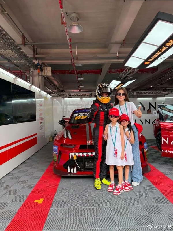 郭富城：纯真赛车传说 | 从慈善初心到左脚刹车的自我博弈 