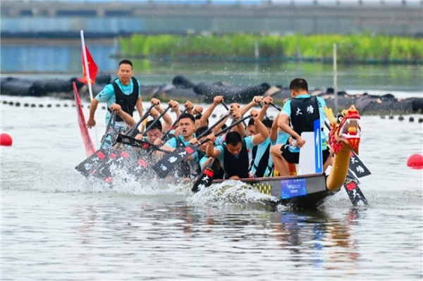 桨扬夏水承文脉 河载千年润陶都——2026大运河龙舟系列活动（江苏·宜兴站）开桨竞渡 