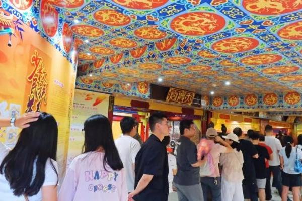 制香囊、赏非遗、抽豪礼…… 相约宇宙万家丽玩转浓情端午！ 