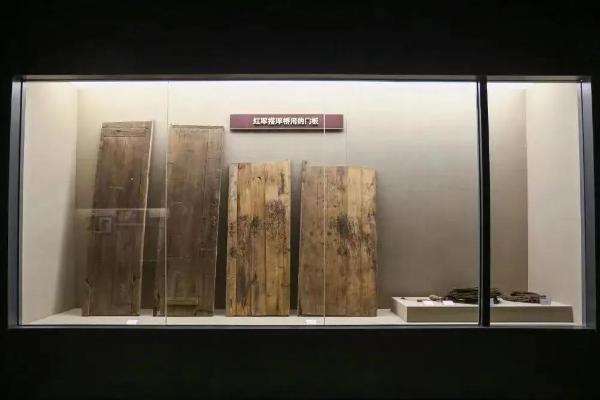 四渡赤水，长城不倒——长城葡萄酒携手《四渡》致敬绝境突围！ 