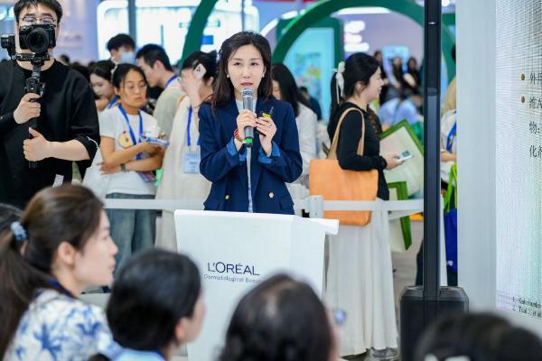 欧莱雅皮肤科学美容事业部亮相中华医学会第三十一次皮肤性病学术年会 携手共筑皮肤健康新未来 