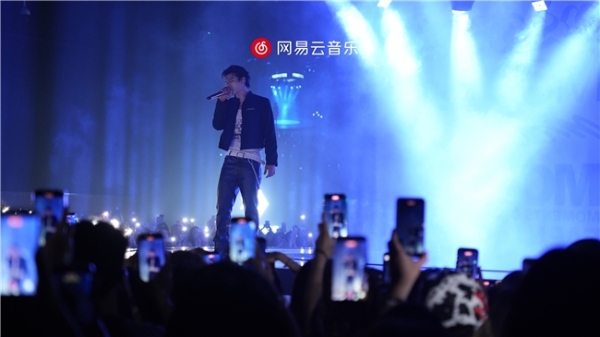 网易云音乐上线李大奔BENZO新专《MODEL》 12首说唱刻画传奇时刻 