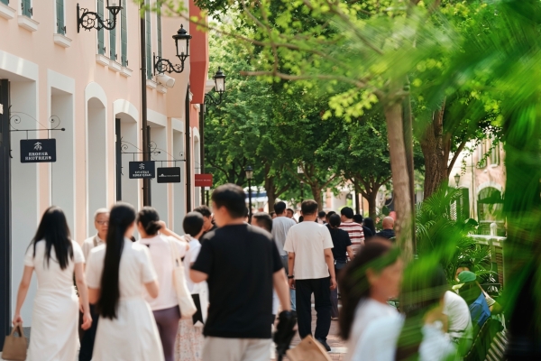 FV佛罗伦萨小镇2026“夏日活力季”正式启幕 七城联动，共筑意式夏日松弛感 