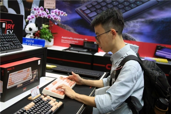 CHERRY樱桃亮相COMPUTEX 2026：TMR与UWB双技术引擎构建旗舰电竞外设体验 