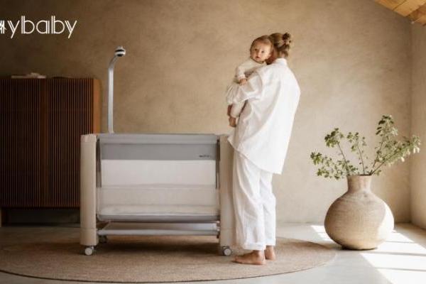 婴儿床品牌排行榜前十名：Mybaby智鹊巢“懂”产后腰和落地醒 