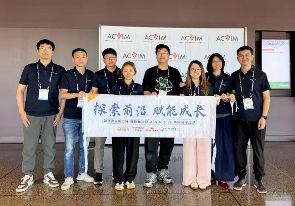 接轨国际前沿，新瑞鹏以全球视野夯实宠物专科诊疗高地 