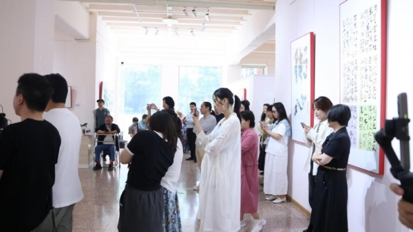 “闲——王清州作品展”在北京798情修艺术空间开幕