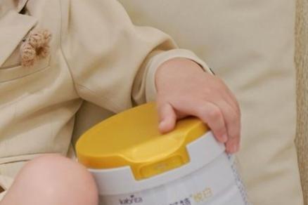 抗过敏奶粉品牌排行榜：易敏宝宝如何科学选奶？ 