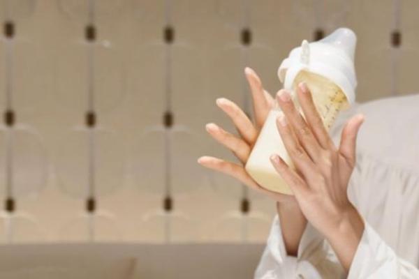 抗过敏奶粉品牌排行榜：易敏宝宝如何科学选奶？ 