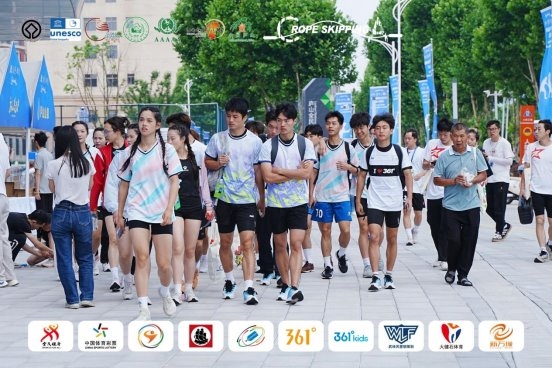绳跃庐山 燃动盛夏！2026年全国跳绳联赛（江西庐山站）盛大开幕