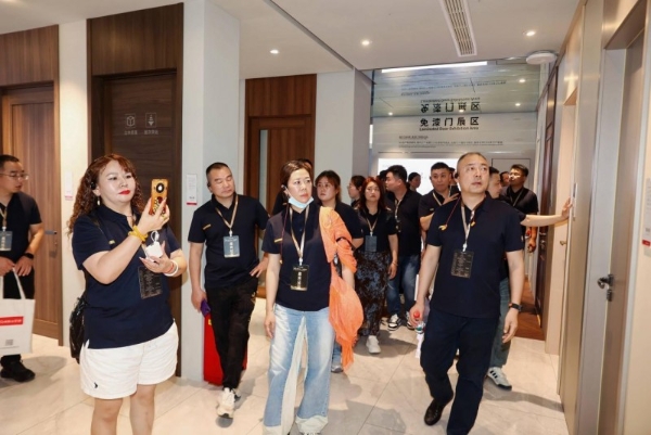 40+同行AI，门道致到｜金迪集团40周年庆典暨品类战略发布会圆满落幕！ 