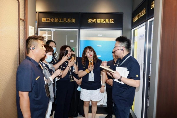 40+同行AI，门道致到｜金迪集团40周年庆典暨品类战略发布会圆满落幕！ 