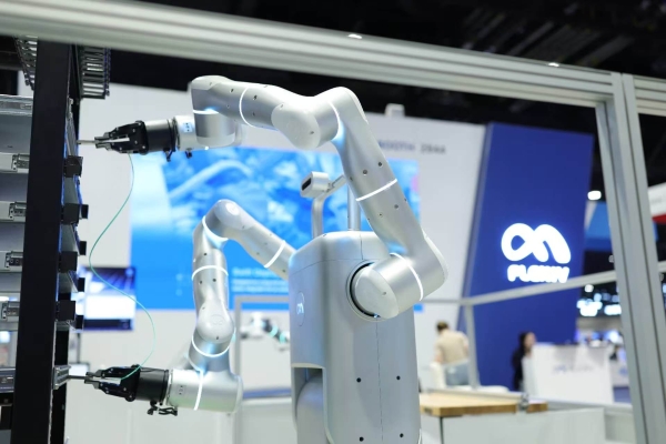 非夕科技亮相Automate 2026：Enlight、MICO海外发布，多元生态共筑具身智能基座平台 