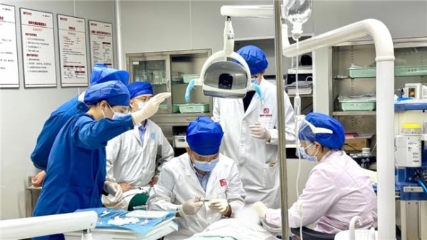 惠州口腔医院慢病口腔诊疗中心&舒适诊疗中心正式揭牌！ 