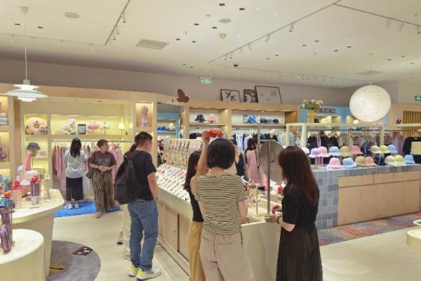 Ogonblick北欧时刻“一日店长”燃动京广，新北欧风生活方式引爆消费热潮