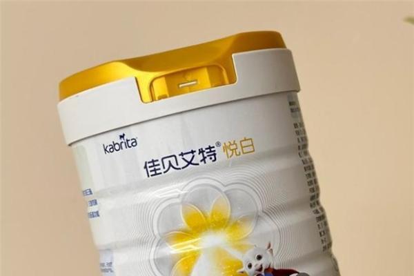 蓓康僖好还是佳贝艾特悦白好？热门羊奶粉多维度对比