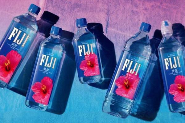 不止是水，更是斐泉。FIJI Water斐泉演绎品质生活新风尚 