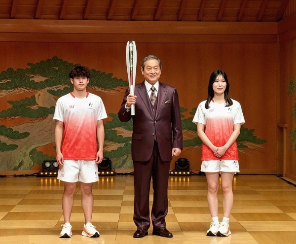 2026年亚运会倒计时 100 天：361°揭幕火炬手官方体育服饰 