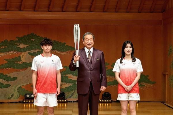 2026年亚运会倒计时 100 天：361°揭幕火炬手官方体育服饰 