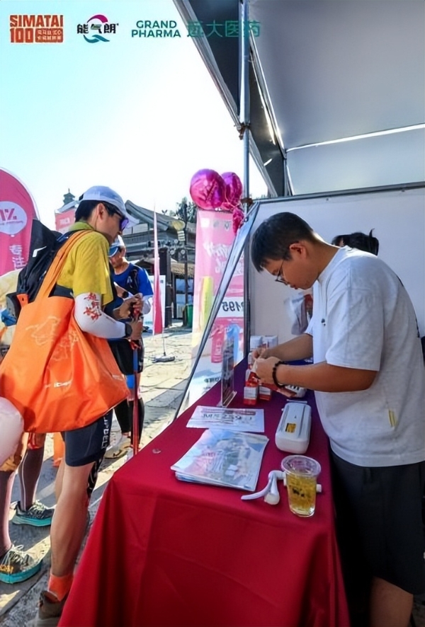 能气朗 × 司马台100 | 当心跳与千年长城同频，这场越野赛有点“心”意思 