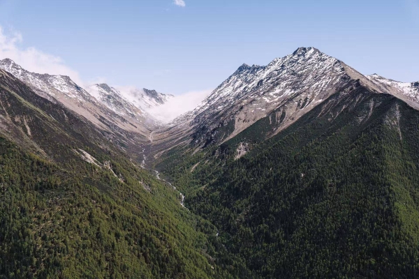 跨越山海极境，灯塔计划照亮越野跑未来，Salomon萨洛蒙黄金联赛赋能越野新生态 