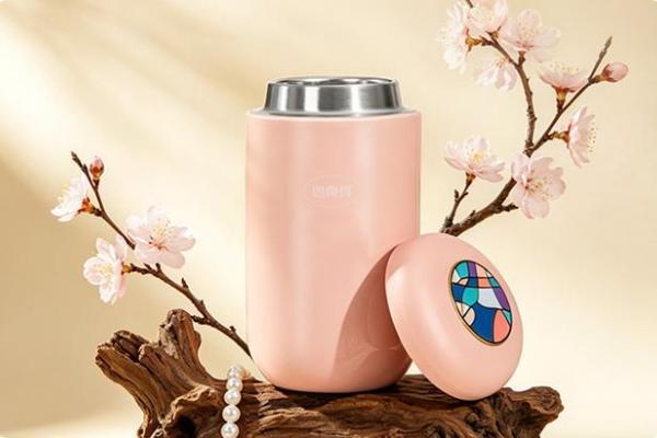 思乐得新品上市，乐韵杯一揽东方雅韵，杯藏岁岁温软 