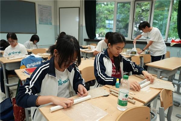 艾香润童心 药王映端午 北京同仁堂中医药文化进校园“双节”系列活动侧记 