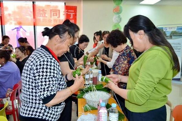 健康相伴 公益同行（贵阳站·第六期）｜粽香传安康 科普护肌肤，海通药业深耕基层健康公益 